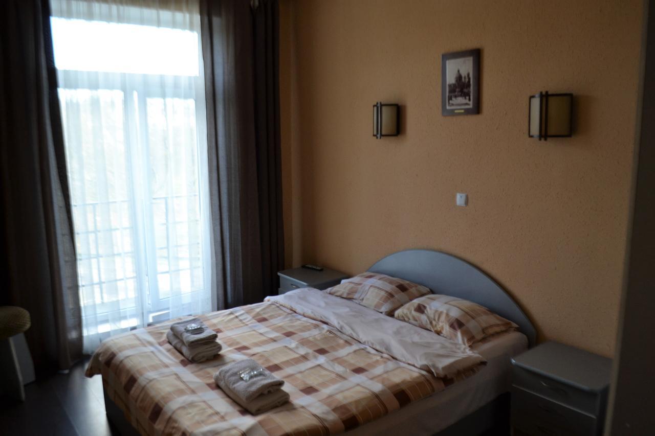 Kalina Motel Çernivtsi Dış mekan fotoğraf